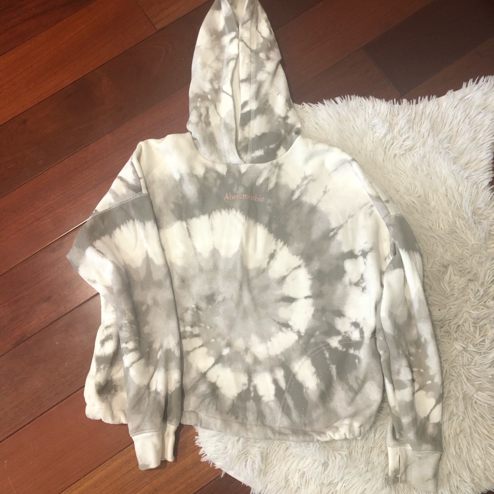 Cropped tie dye hoodie